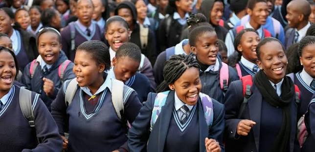 Experts Encourage Students to Build Saving and Budgeting Culture
